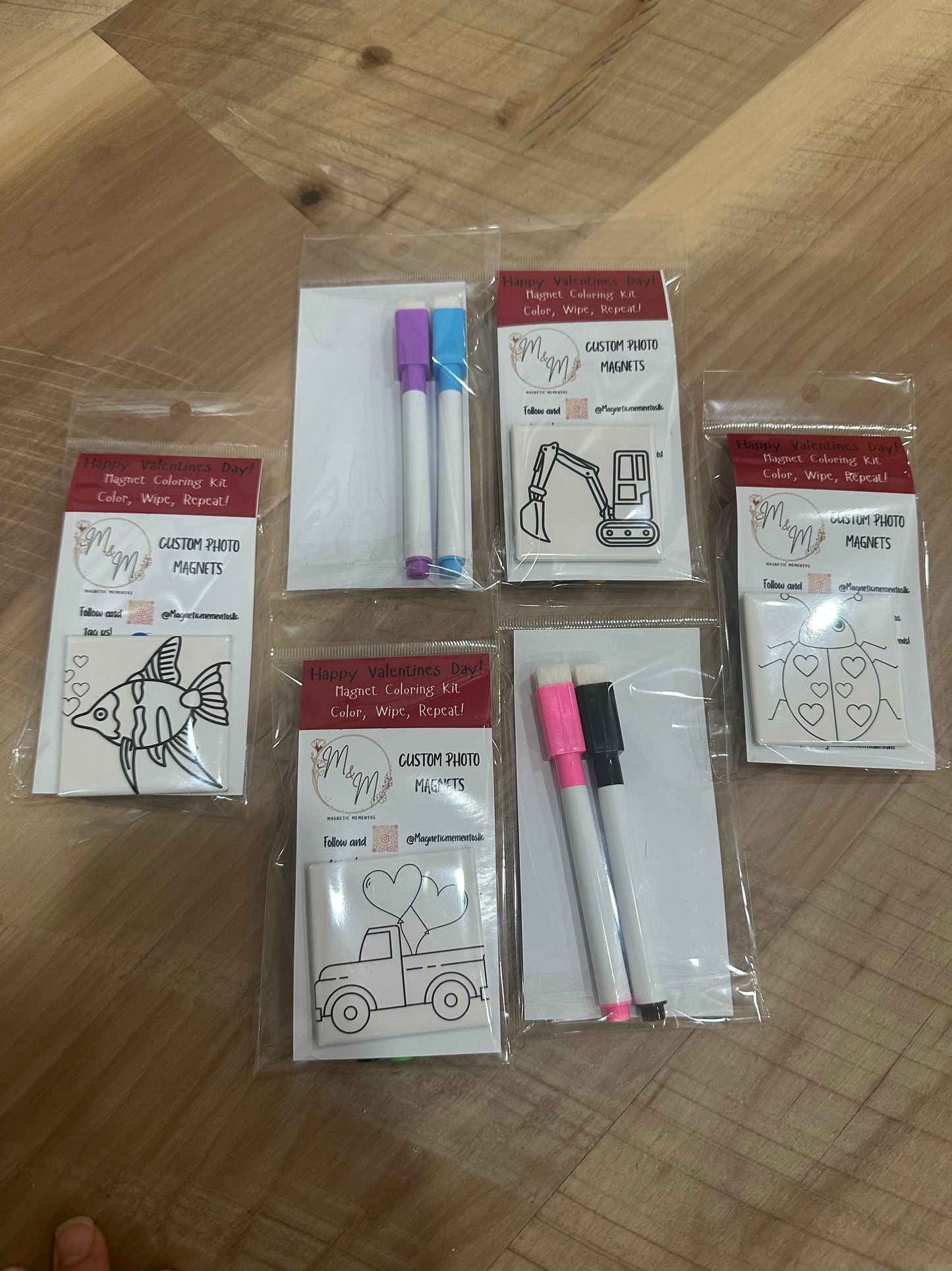 1 Dry erase Pack(1 magnet/2 markers)